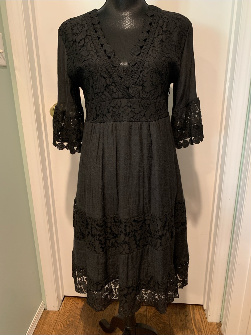 Unbranded space Black Lace Trim V-Neck Women’s Dress. Size medium.